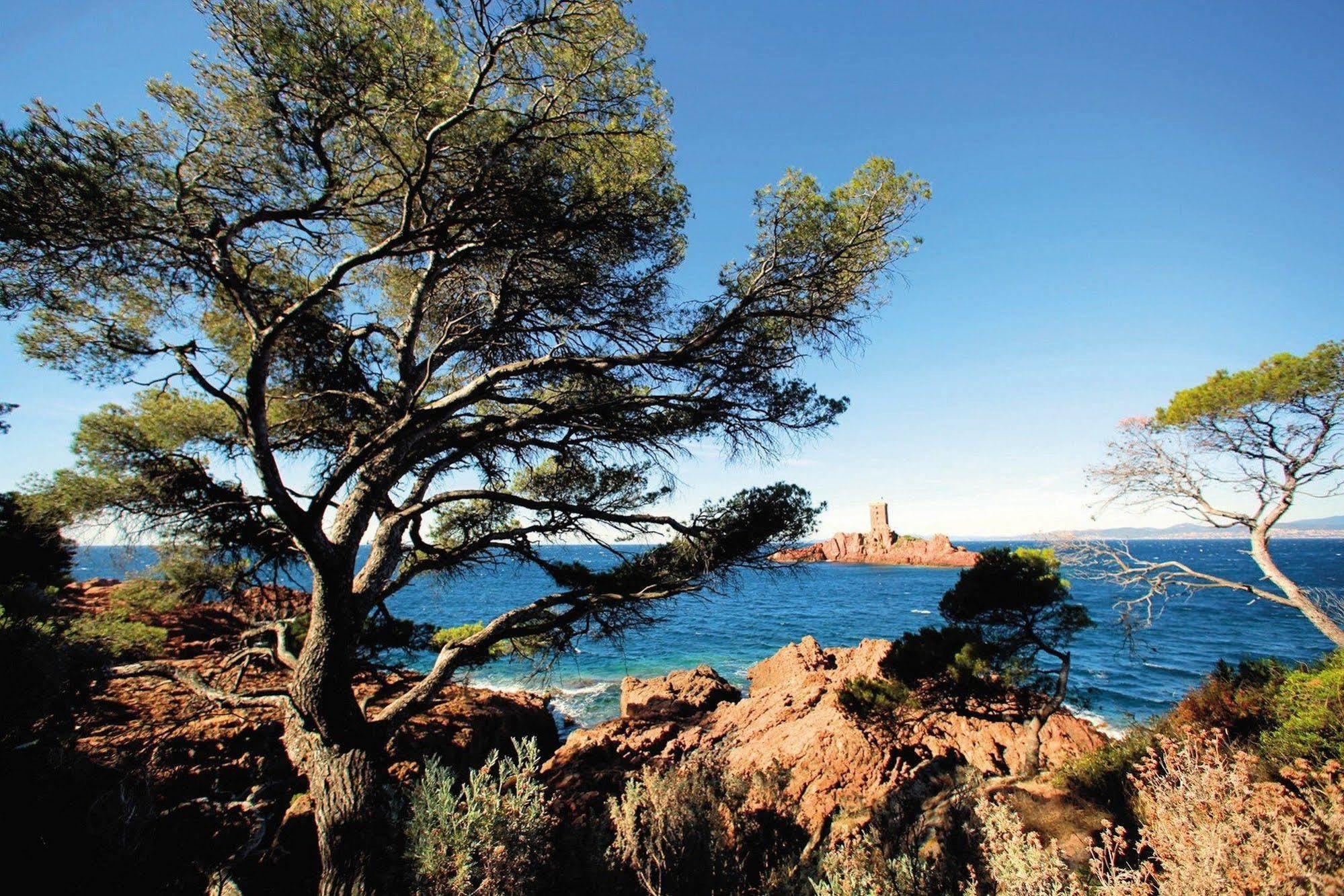 Hotel De L'Esterel Pierre & Vacances Saint-Raphaël Eksteriør bilde